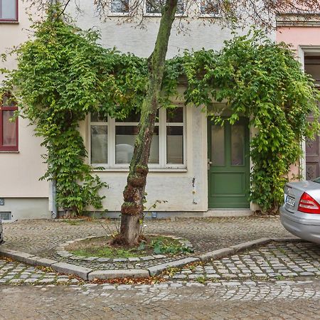 Pet Friendly Apartment In Naumburg With Kitchen Екстериор снимка